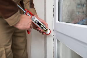 Preparing Walls for Painting & Caulking